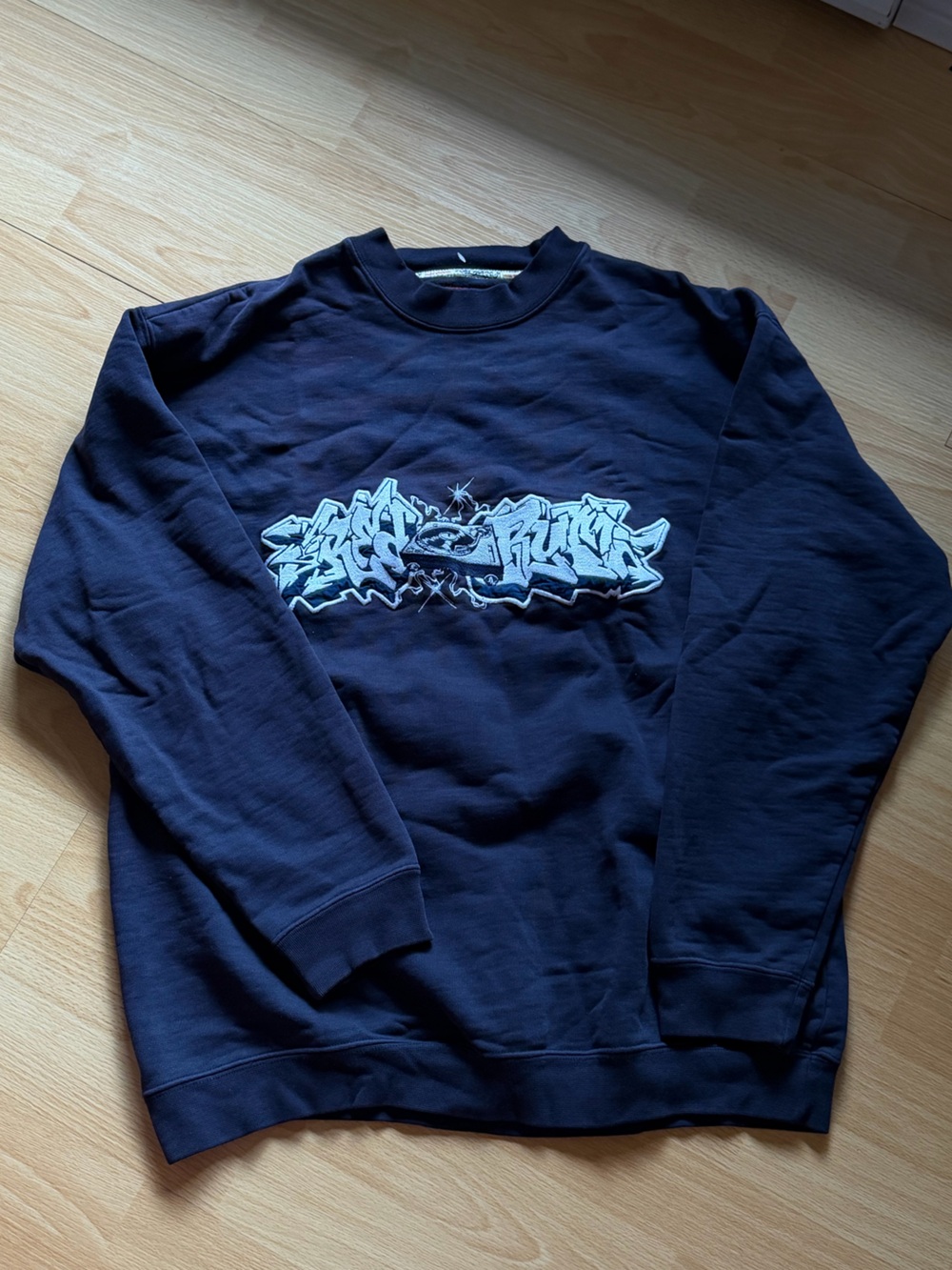 Vintage Redrum Movement Graffiti Logo Black Crewneck Sweatshirt Streetwear